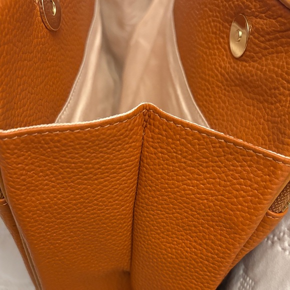 Valentina Rich Tan Shoulder Bag, Genuine Leather, Made in Italy - Picture 10 of 16